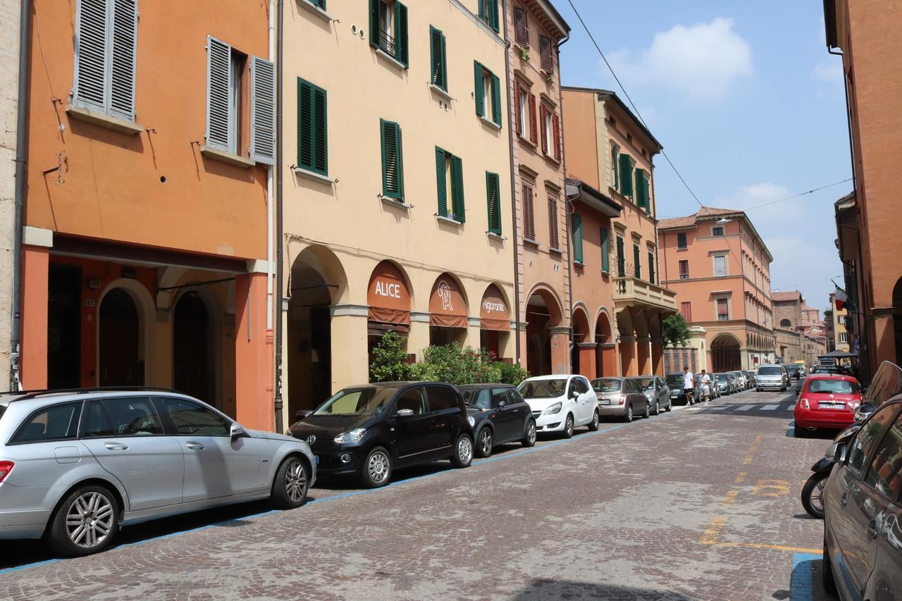 Lovely Studio D'Azeglio By Studio Vita Bologna Exteriör bild